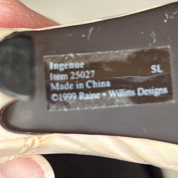 🌸3 for $18🌸 Just the Right Shoe Ingenue, Ivory High Heeled boot, Miniature - Picture 7 of 11